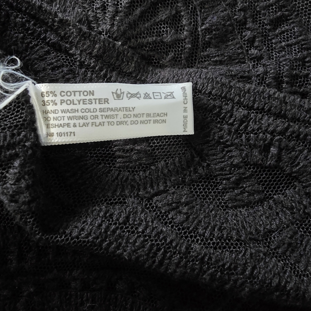 Macchia Di Ruggine Lace Black Coverup S? - Picture 7 of 8